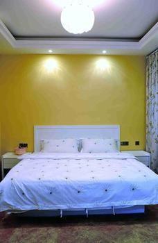 Yiguangnian Fashion Hotel Fenghuang Exterior foto